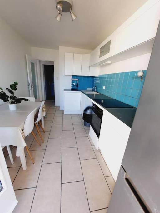 Logement Dans Residence - A 10 Km Du Centre Ville Et A 5 Minute Du Parlement Europeen Avec Parking Gratuit Hoenheim Extérieur photo