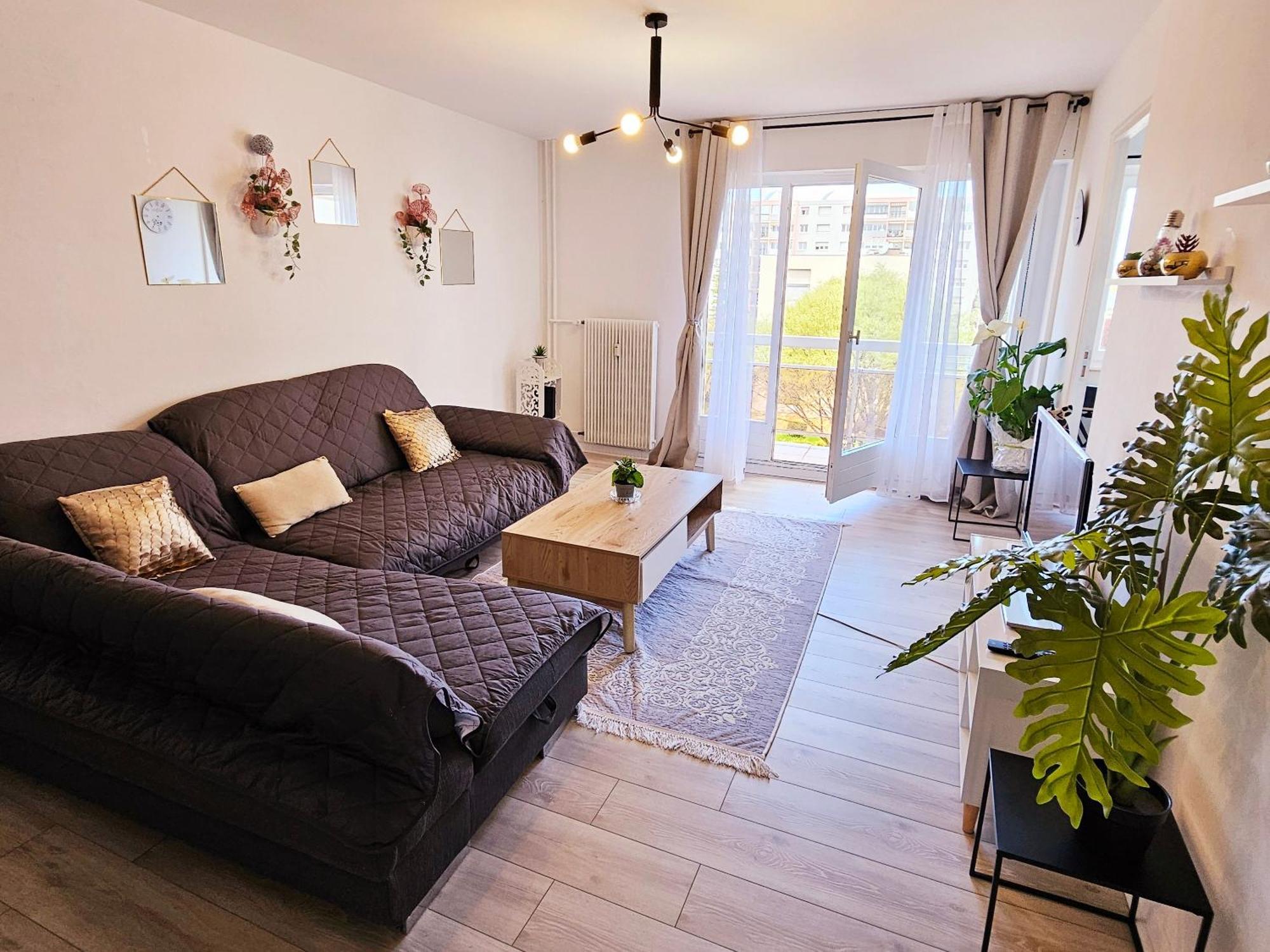 Logement Dans Residence - A 10 Km Du Centre Ville Et A 5 Minute Du Parlement Europeen Avec Parking Gratuit Hoenheim Extérieur photo